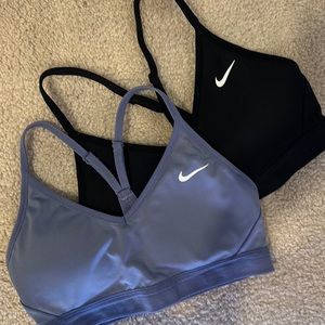 Nike Women's Dri-FIT Indy Light-Support Padded V-Neck Sports Bras